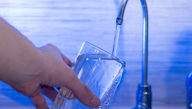 Acqua del rubinetto: come capire se è buona o meno