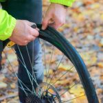 Come evitare che la ruota della bici non si buchi più